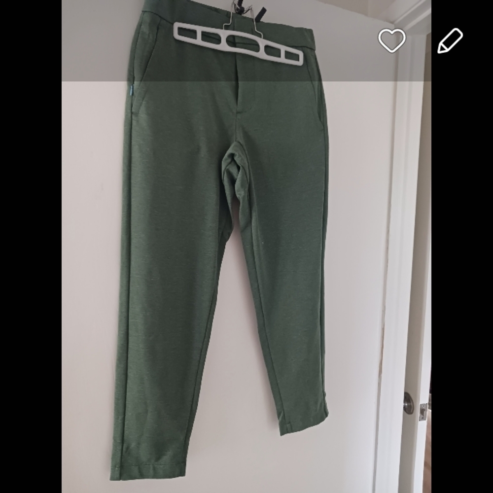 Women' Green Pants